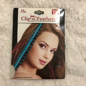 NEW! Mia clip in faux feather hair extensions As Seen On TV